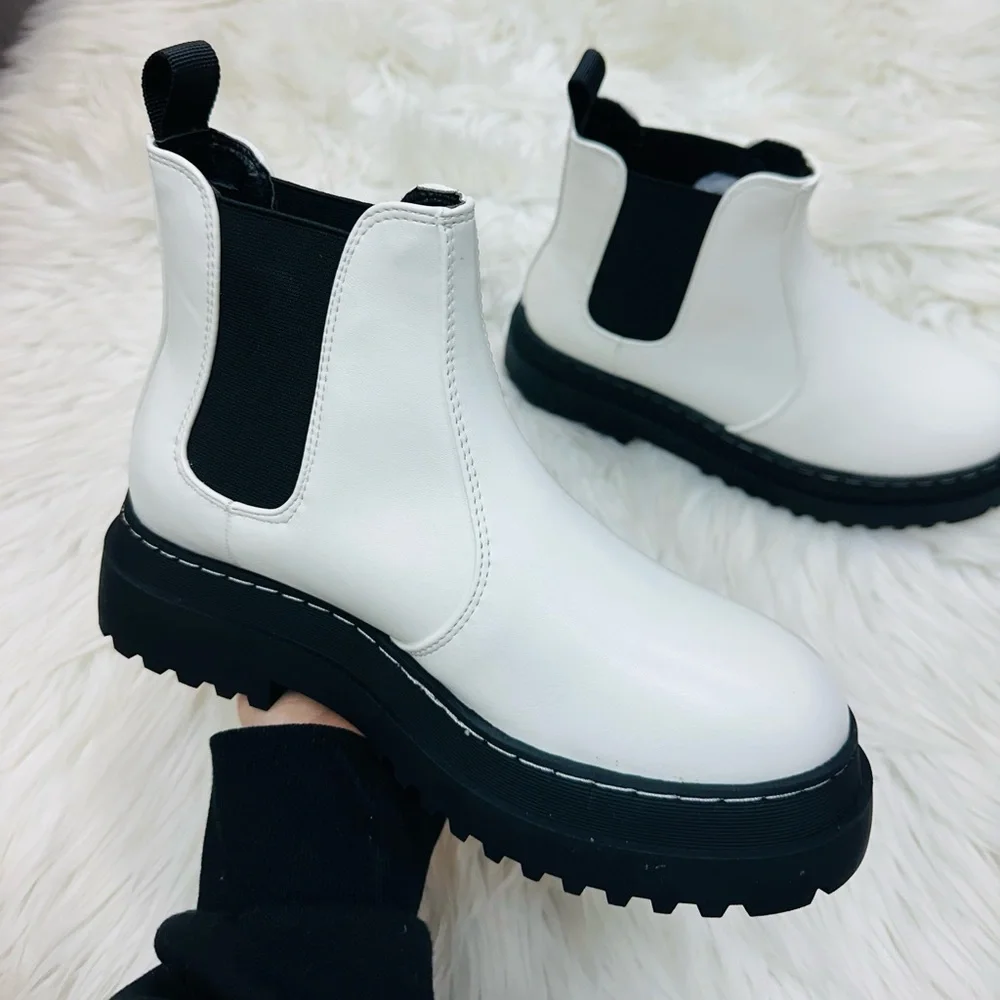 White Ankle Chunky Bootie - Picture 5 of 7